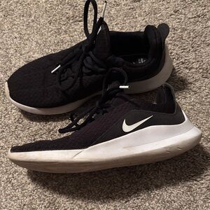 Nike Women’s  Black and White Sneakers